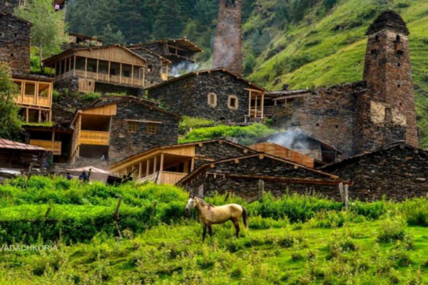 Zájezd - Gruzie: Výprava do srdce Thušska | Červenec 2026