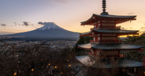 Japonsko: Od tokijských neonů po zenové zahrady