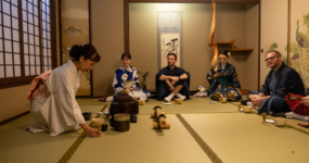 Japonsko: Od tokijských neonů po zenové zahrady