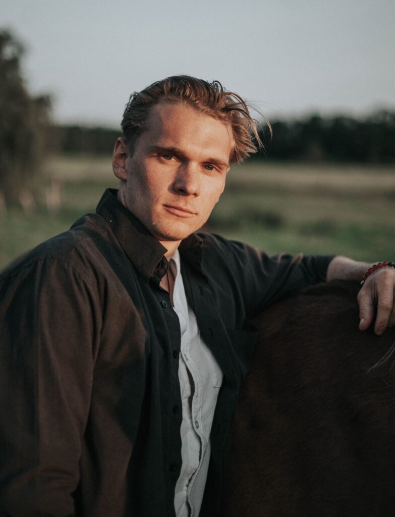 Ambasador - Matěj Flégl