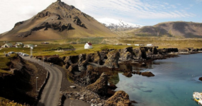 Island: Okolo ostrova | Květen 2026