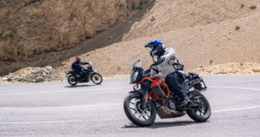 Indie: Motorkou přes Himaláje