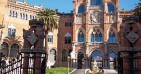 Prodloužený víkend v Barceloně: 8x UNESCO, moře a lokální vibe | Prosinec 2026