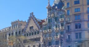 Prodloužený víkend v Barceloně: 8x UNESCO, moře a lokální vibe | Prosinec 2026