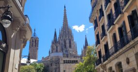 Prodloužený víkend v Barceloně: 8x UNESCO, moře a lokální vibe | Prosinec 2026