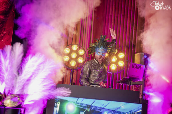 Zájezd - CoolCamp Ples 2027: Hollywood | Leden 2027